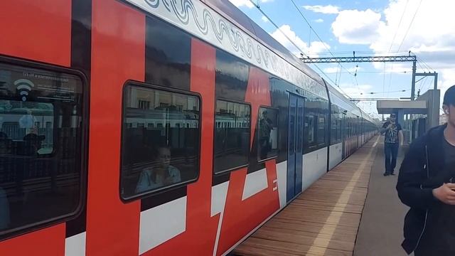 Электропоезд для МЦД "Иволга 1.0" на станции Подольск смотреть онлайн