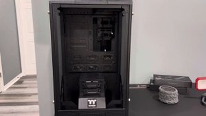 Thermaltake 900 the tower unboxing