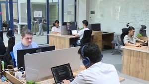 Уроки искусственного интеллекта начались в школах Таджикистана