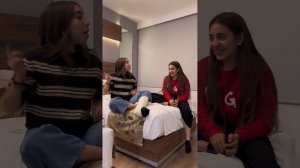 Clip 5 Short Leg cast woman