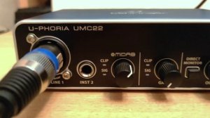 Behringer U-phoria UMC22