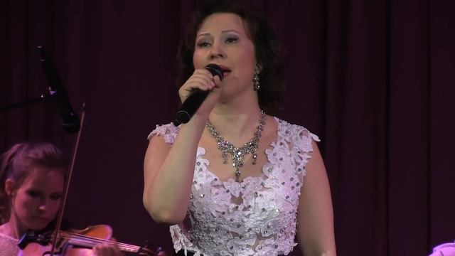 муз.и сл. В. Егорова "Панамки". Поёт Анна Киселёва. смотреть онлайн