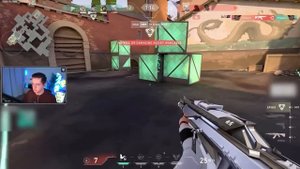 RECRENT ПРО СВОЙ АИМ | RECRENT ИГРАЕТ В ВАЛОРАНТ