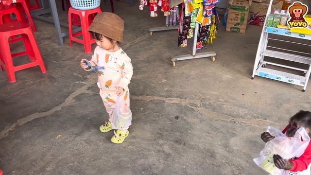 Ai Tran takes YoYo JR to buy milk tea