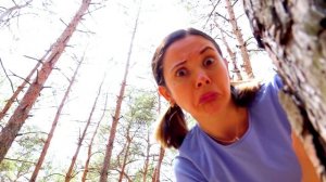 Настя папа играет в челлендж Шоколад и настоящее