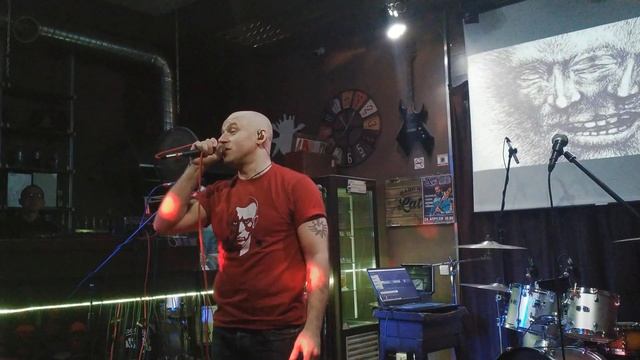 ГОГОЛЬ и ГЕГЕЛЬ -- Растворён