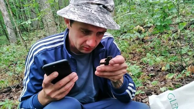 Прогулка с XP ORX по лесу. Нашли много всего =) смотреть онлайн