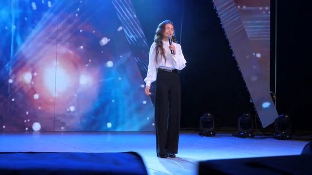 Элина Халимова  - Чая мэктэп еллары. (Венер Фаттахов сузлэре, Галинур Юламанов кое)