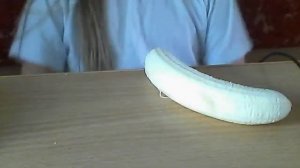 вызов принят № 1 съесть банан без рук и выпить залпом чай