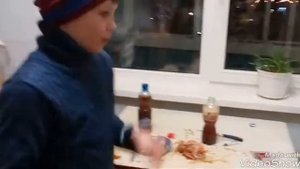 Добавил юпи в газировку и лимонад
