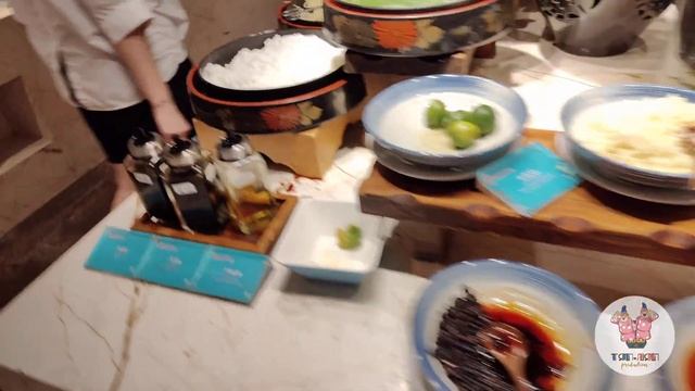 Мы в шоке!!! Чем китайцы кормят русских туристов в отелях 5* Хайнань 2024 смотреть онлайн