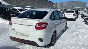2024 LADA GRANTA. СРАВНЕНИЕ КОМПЛЕКТАЦИЯ CLUB И DRIVE ACTIVE - смотреть видео онлайн от «MegaRetr»