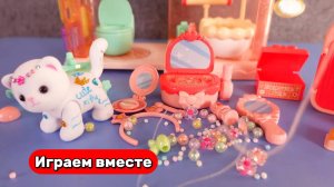 Играем в игрушки вместе ! Украшаем котика и играем в куклы ! Видео для детей