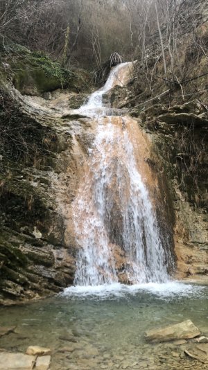 Геленджик п.Возрождение водопад  ,,Хвост дрозда’’