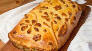 Московская кулебяка. Знаменитый русский пирог.