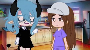 привет  и я новенькая  на гача тубе,и я дочь руцу и фиолетика!😘😈💗