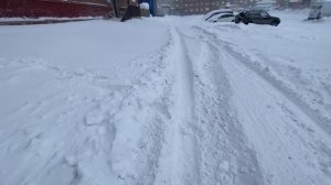 Норильск/Март не время для перелетов/Пурга/Главное что бы с крыши не прилетело.