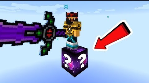 ВЫЖИВАНИЕ НА ОДНОМ ЛАКИ БЛОКЕ БУДУЩЕГО! МАЙНКРАФТ смотреть онлайн