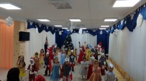 Новогодний праздник (Дети 5-6 лет)