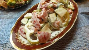 Салат с сырыми кабачками