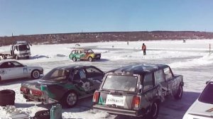 Автогонки на льду.