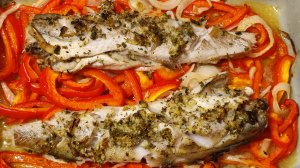 СУПЕР КУХНЯ! Божественная рыба на овощной подушке. Лучший рецепт для сочной рыбы.