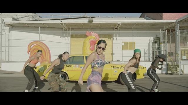 Chicken Noodle Soup на русском [rus sub] | j hope 'Chicken Noodle Soup feat Becky G' Baseclips ru смотреть онлайн