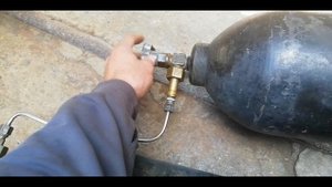 как перекачать углекислоту в маленький баллон в домашних условиях