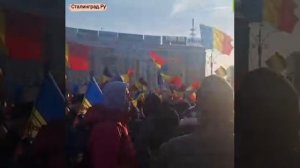 В Румынии проходит масштабная акция оппозиции против отмены второго тура выборов.