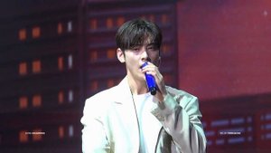 🇰🇷 220903 JOTM IN SEOUL - FOCUS ON ME 👀👇🏼💘🎤 (ASTRO/아스트로 - 차은우/CHAEUNWOO focus)