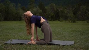 MOUNTAINS YOGA