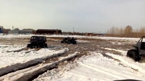 Тестирование вездеходов Тайпан по весенним разливам.