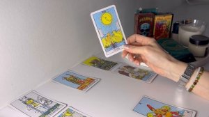 🕯️Расклад Таро: Мысли, чувства, действия вашего партнера. Узнайте правду!🕊️
