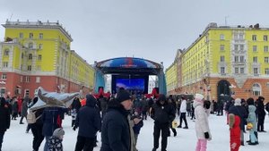 Норильск со слезами на глазах/ 9 мая не смотря на метель.