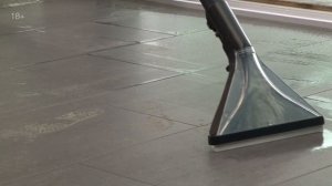 Моющий пылесос Karcher SE 5.100 – чистка напольных покрытий!