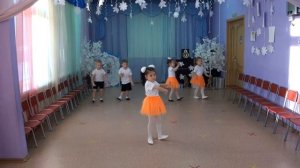 Танец "Бум бум лала" средняя группа