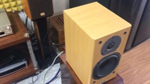 Loa Booksheft Tannoy Mercury MX1-M Cherry
