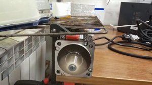 Тестирование сервомотора 80ST-M02430 750w по step/dir через lpt.