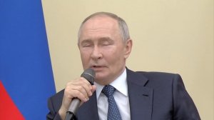 «Извините, а какая у вас зарплата?»: Владимир Путин заставил ректоров вузов нервничать