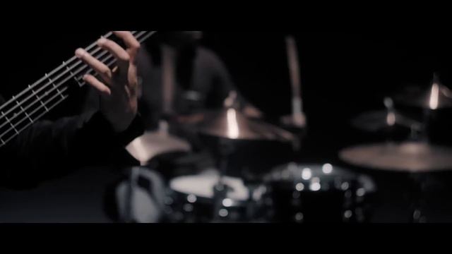 THRESHOLD - 'Small Dark Lines' (OFFICIAL VIDEO) смотреть онлайн