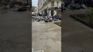 Почему Париж Утопает в Мусоре?