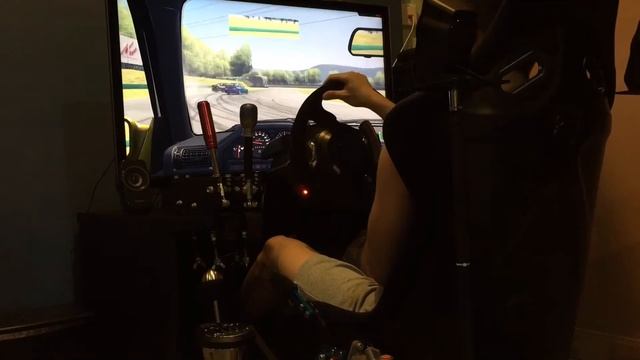 Assetto Corsa - Multiplayer Drift BMW M3 E30 смотреть онлайн