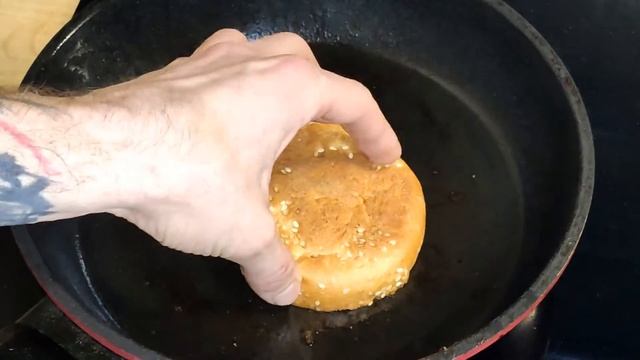 Бургер из Макдоналдс. смотреть онлайн