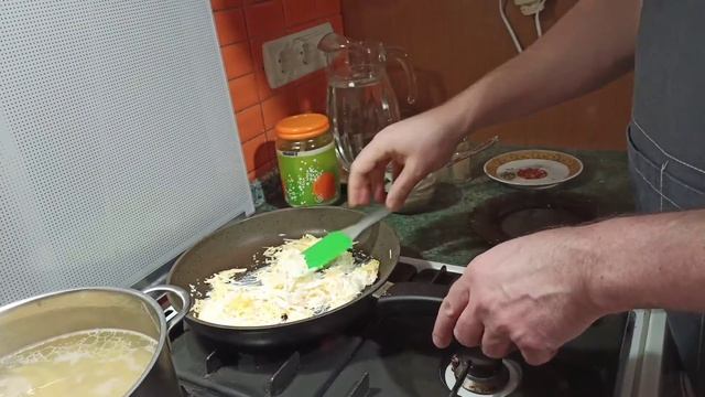 Макарони з сирним соусом! Легкий рецепт смачної страви з нотками Італії!