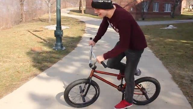 BMX- FREE NIKE SB's!? смотреть онлайн