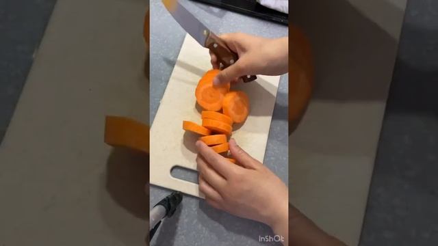 Простой, вкусный, сытный УЖИН для всей семьи 🥘 #shorts смотреть онлайн