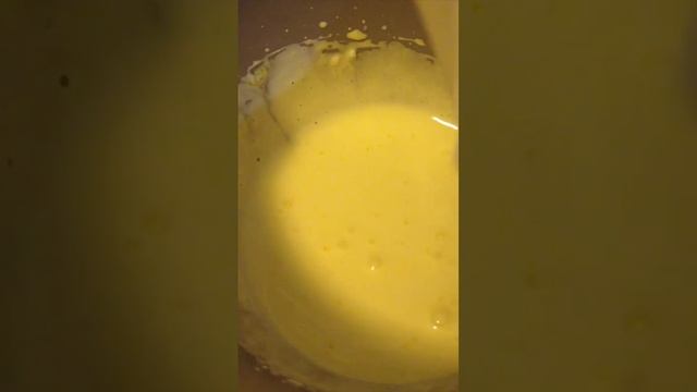 How to make this DELICIOUSLY authentic Tiramisu for New Years! #shorts #italianfood #newyear2023 смотреть онлайн