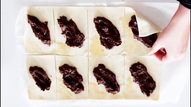 Butterdej Med Chokolade Cheesecake Fyld Og Marcipan - One Kitchen DK смотреть онлайн