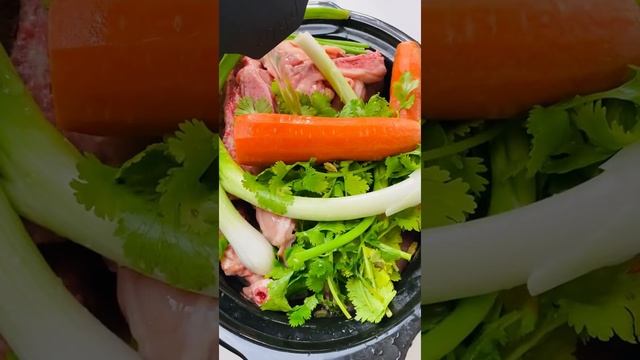 How to make chicken broth for better health #shorts - Gabriela Libanio смотреть онлайн