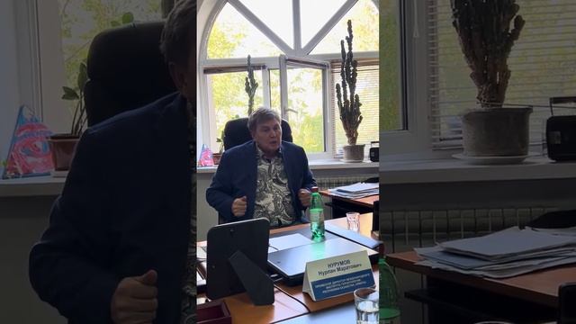 Нурумов Нурлан Маратович. Встреча партнёров Глобал Тренд с профессором в Алматы. 2023год.